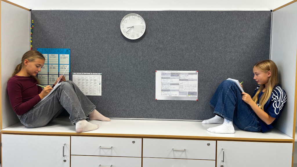 Mit ausreichend Fantasie kann alles ein Sitzmöbel sein